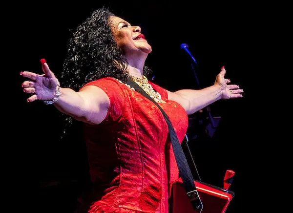 Eva Ayllón – La Voz del Perú