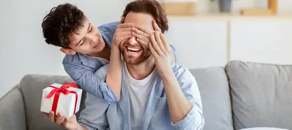 Cómo tomar una buena decisión de regalo en el Día del Hombre