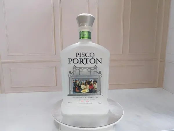 Pisco portón personalizado - regalos personalizados en Lima Peru - Emotis