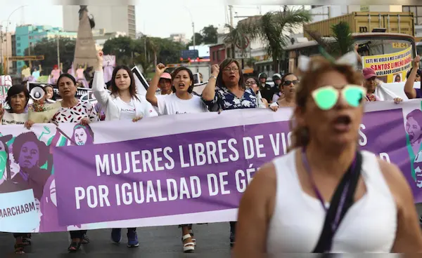 Cómo se vivió la marcha del 8 de marzo en Perú