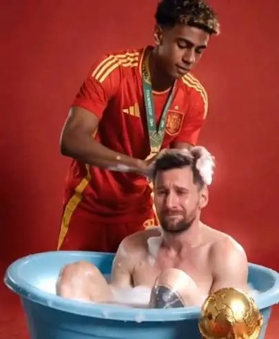 1. Lamine Yamal bañando a Messi en la tina